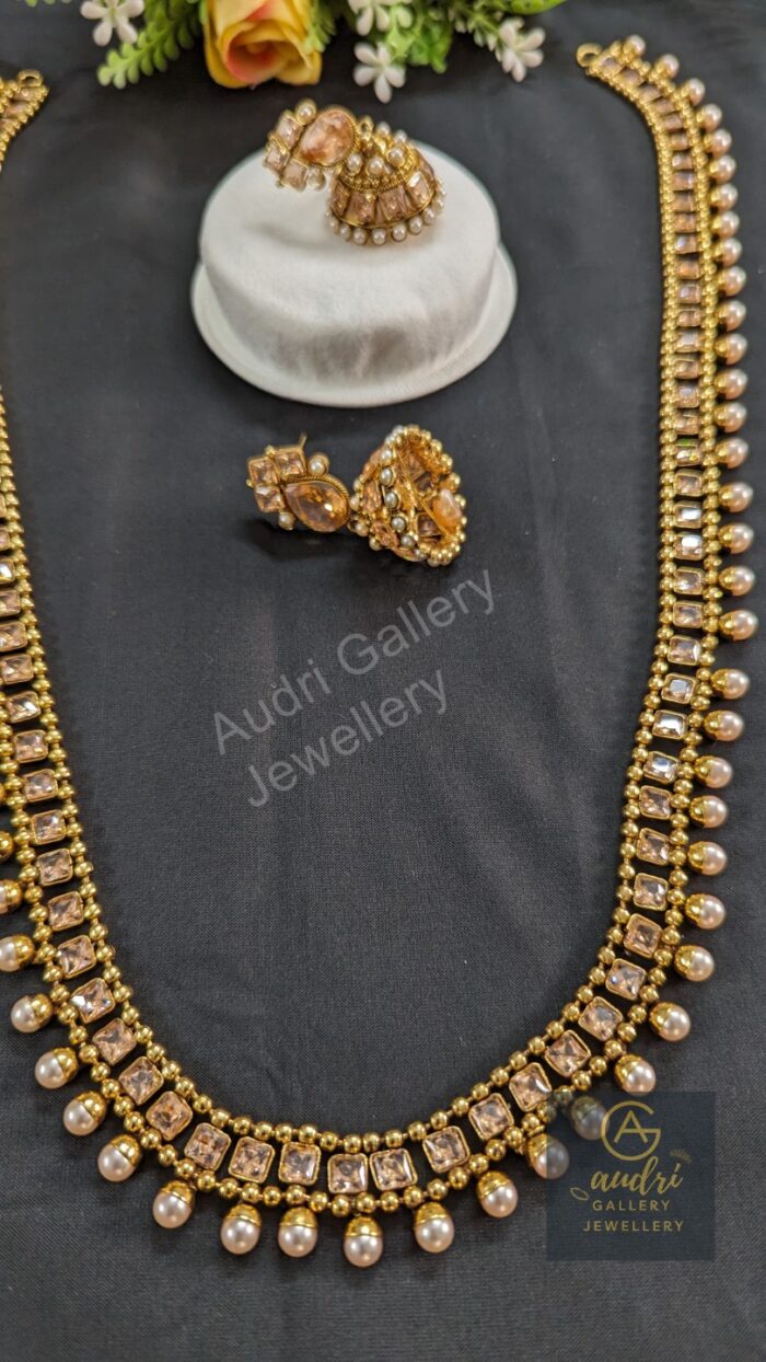 Long Stone Sita with Pearl Drops and Earrings