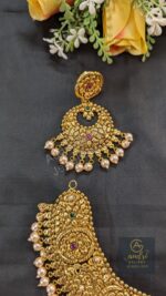 Gold-Plated Necklace with Pearl Drop and Earrings Jewellery Set