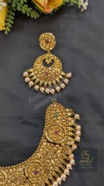 Gold-Plated Necklace with Pearl Drop and Earrings Jewellery Set