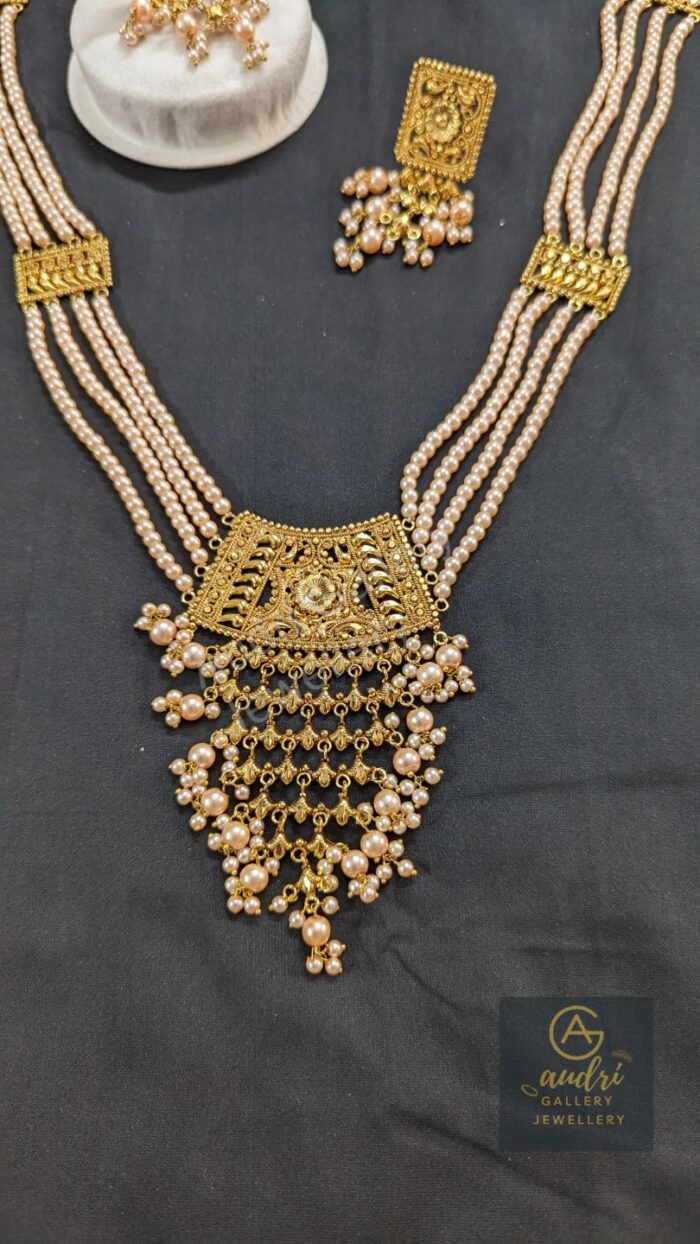 4 Strand Pearl Gold-Plated Sita Har with Earrings Jewellery Set