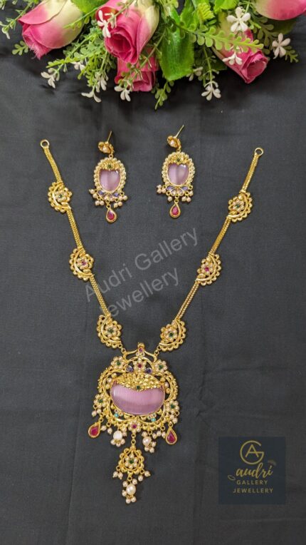 Rubi, Bids , Real Pearl Short Sita Drop and Earrings Jewellery Set