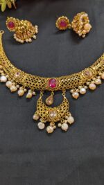 Gold-Plated Hasuli Necklece with Real Pearl Drops and Earrings