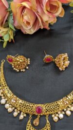 Gold-Plated Hasuli Necklece with Real Pearl Drops and Earrings