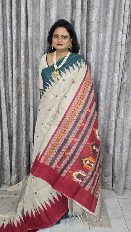 Dolabedi pallu weaved tussar silk temple border saree