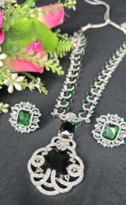 Diamond Cut Green Stone Sita with Earrings